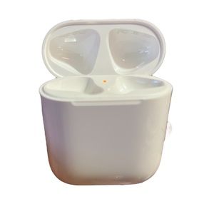 Apple AirPods Case (2nd Generation)